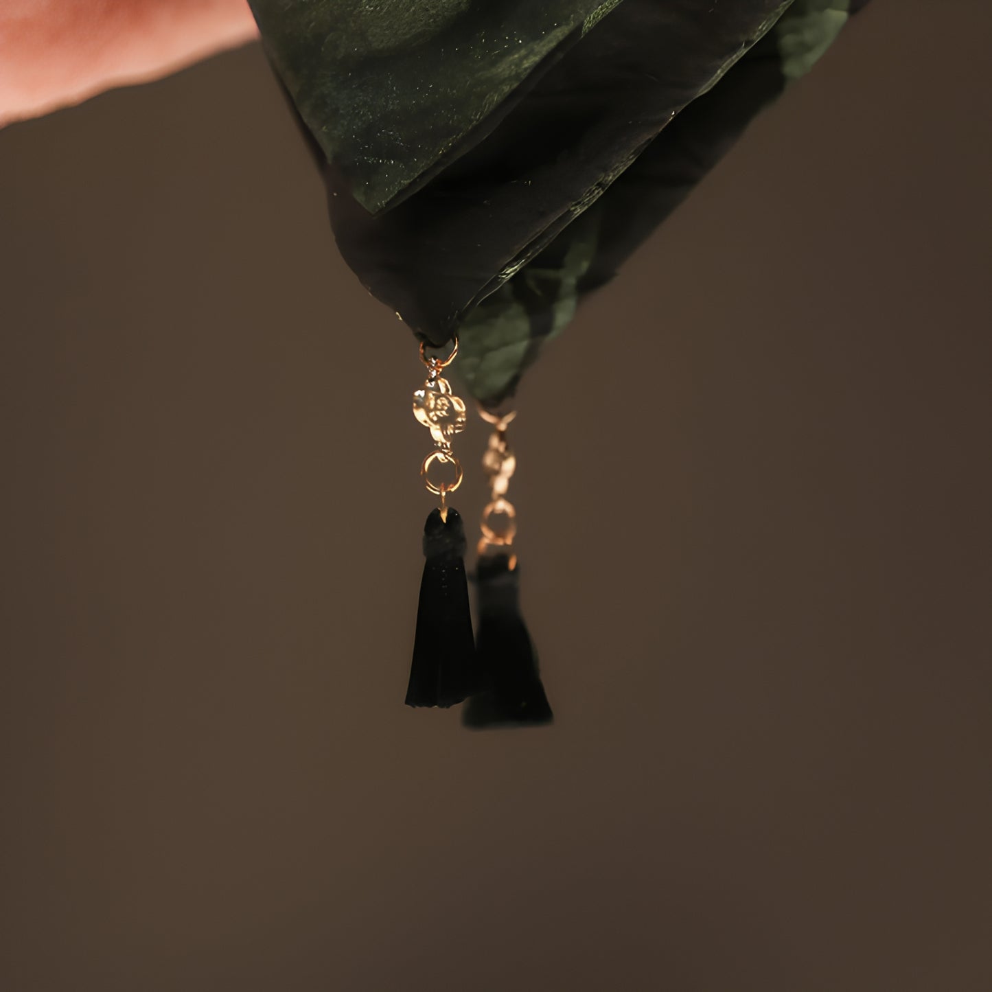 "Emerald Whisper" 13cm Oversized Silk Claw Clip — Noir Tassel Edition