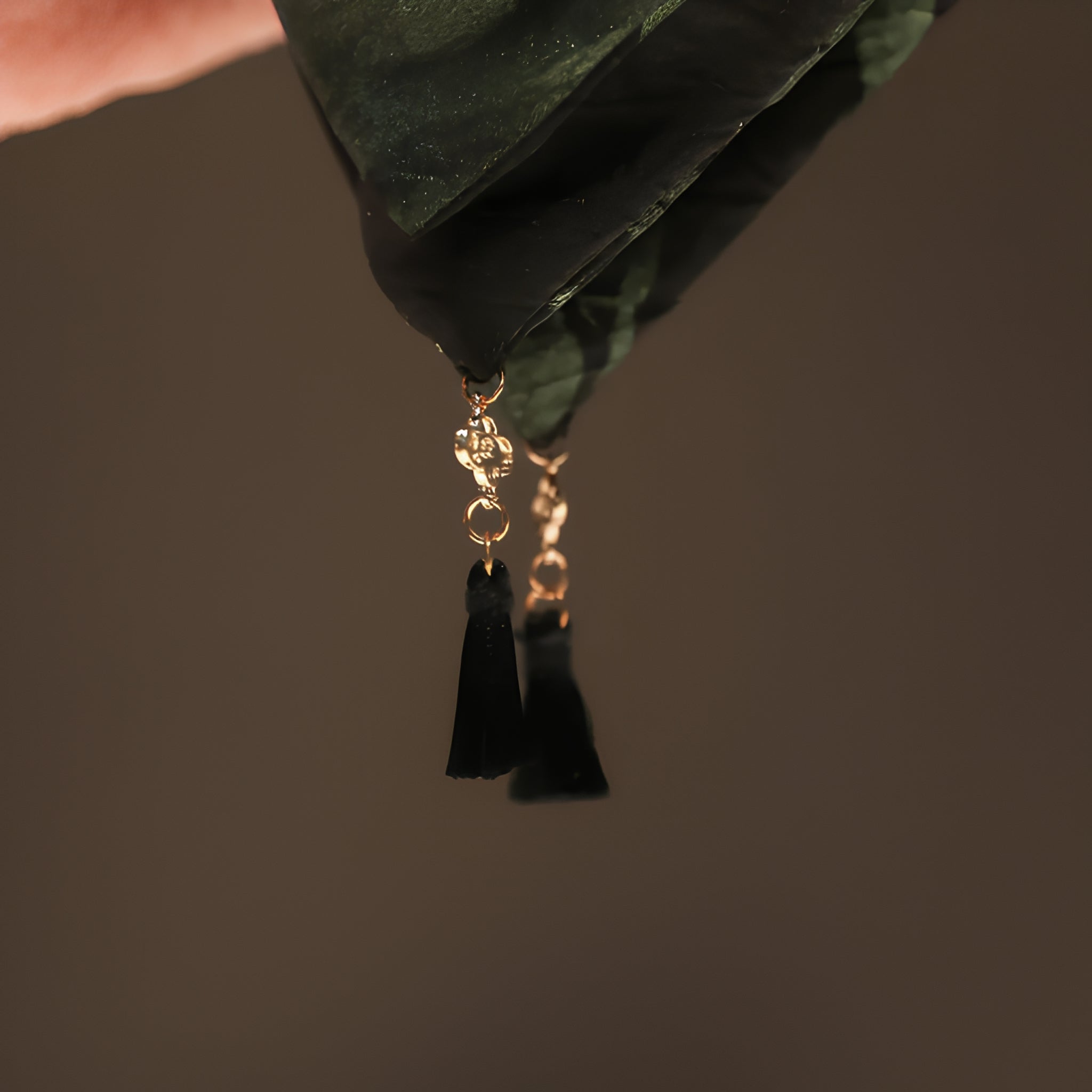 "Emerald Whisper" 13cm Oversized Silk Claw Clip — Noir Tassel Edition